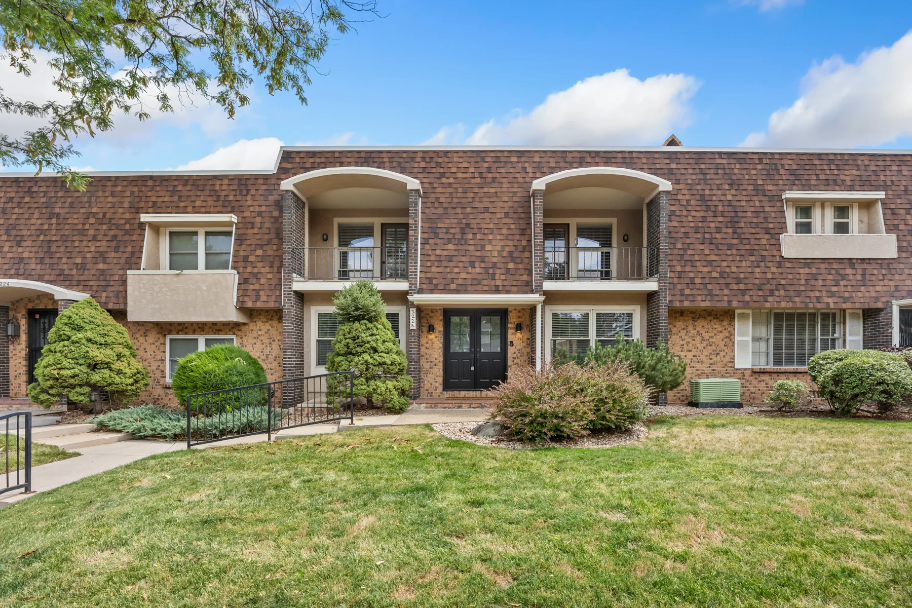 3226 S Oneida Way, supplied property photography