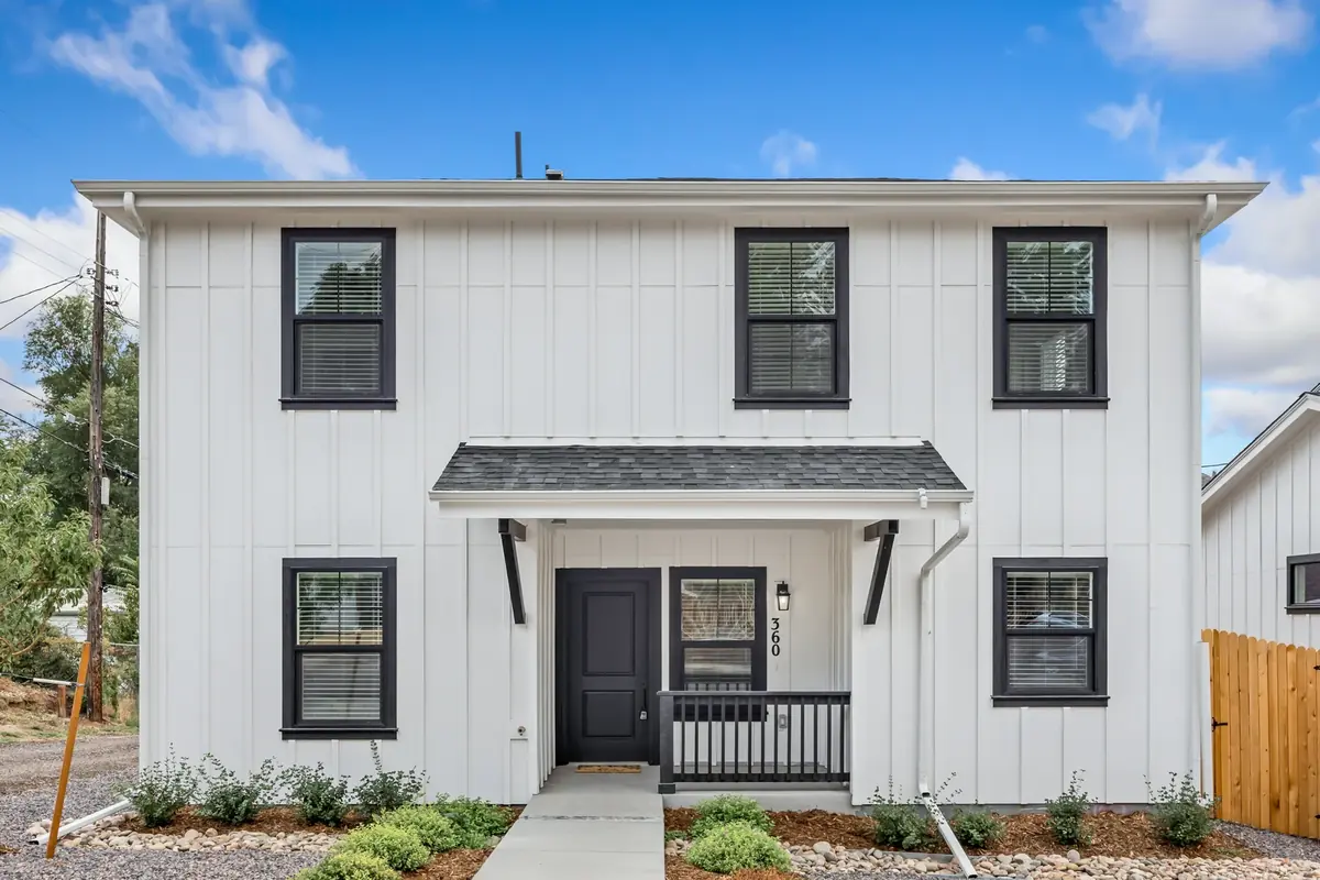 360 W Stanford Avenue, supplied property photography