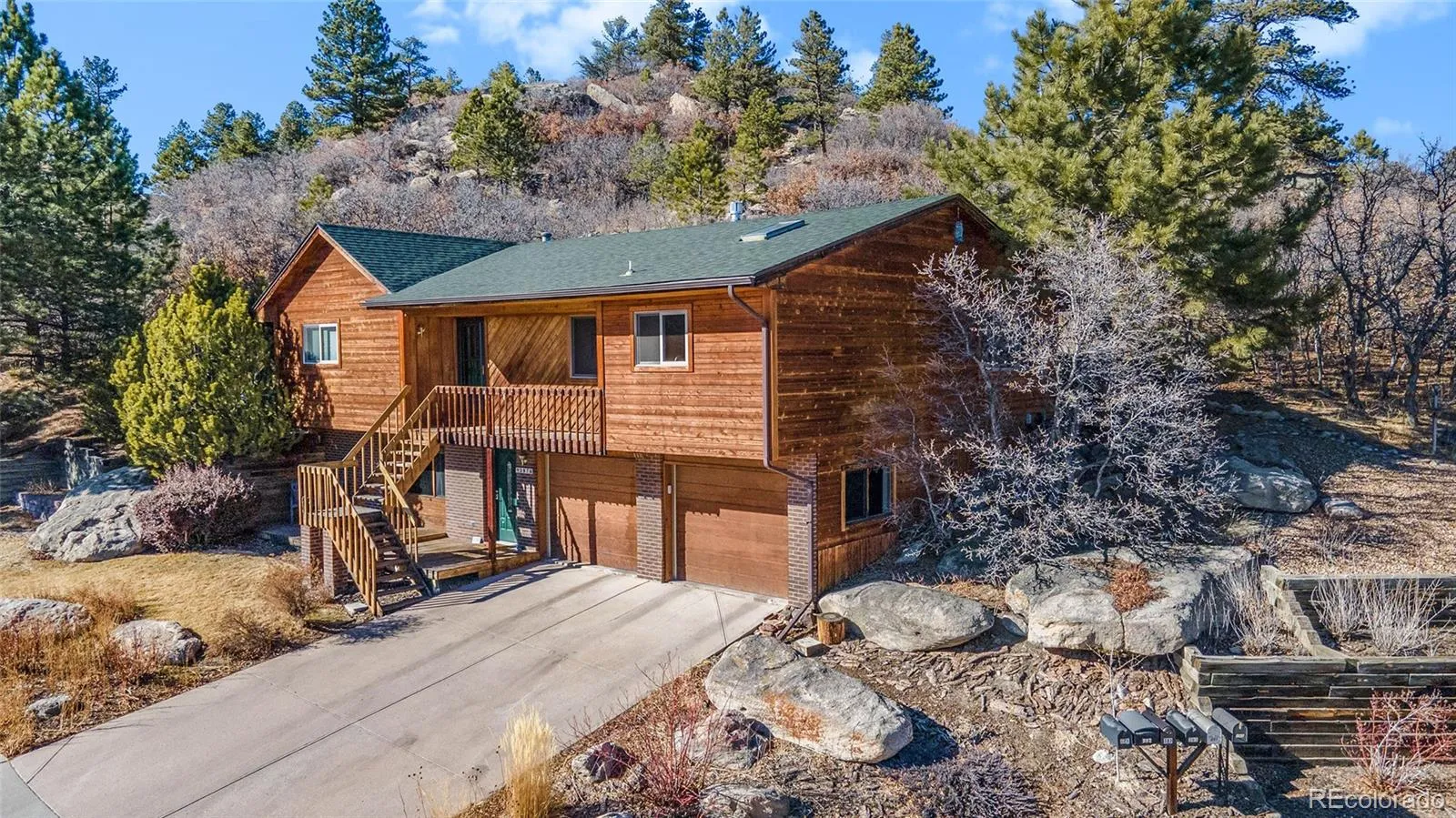 397 Dawson Court, photo 1 of 38