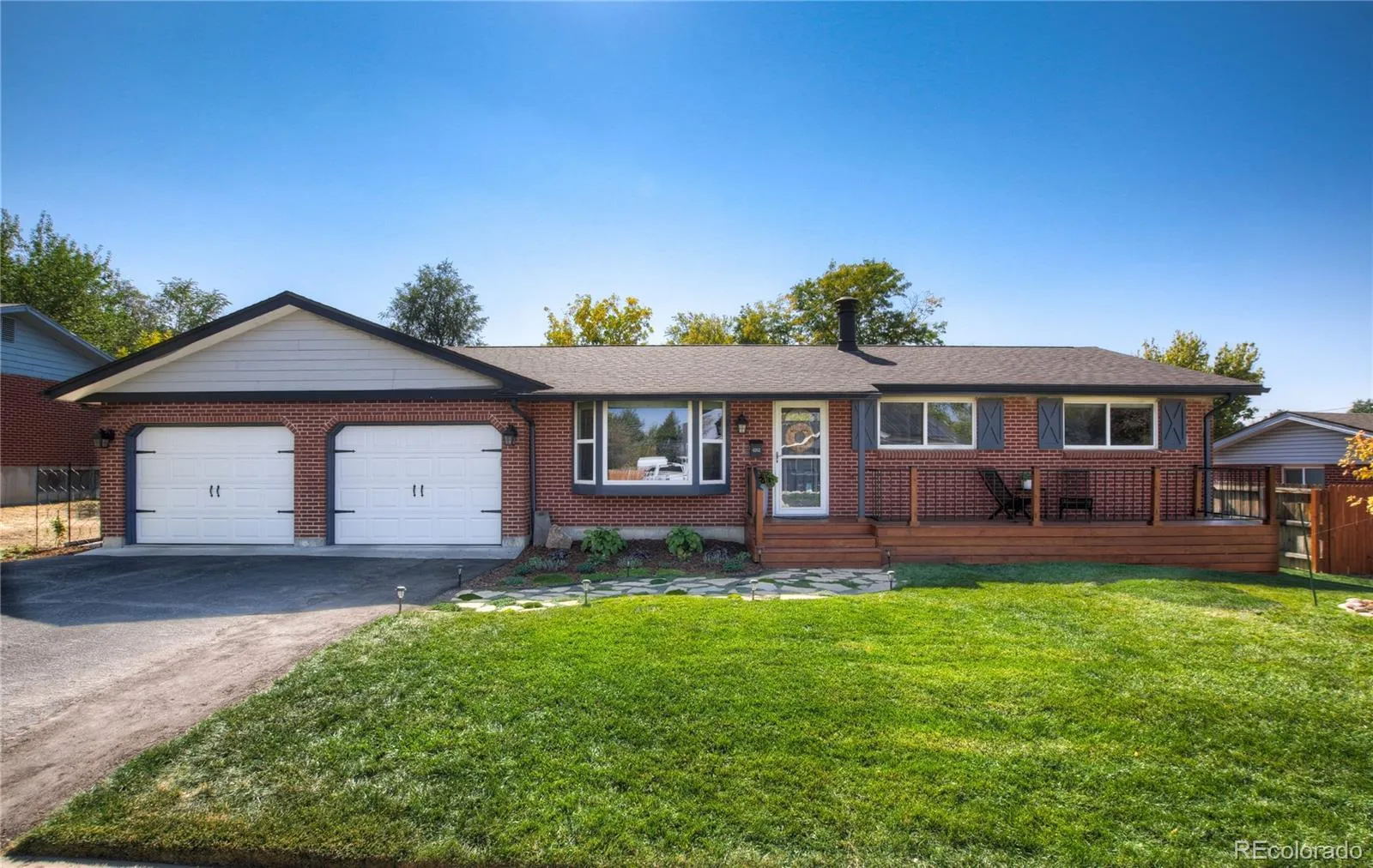 4262 E Fremont Place