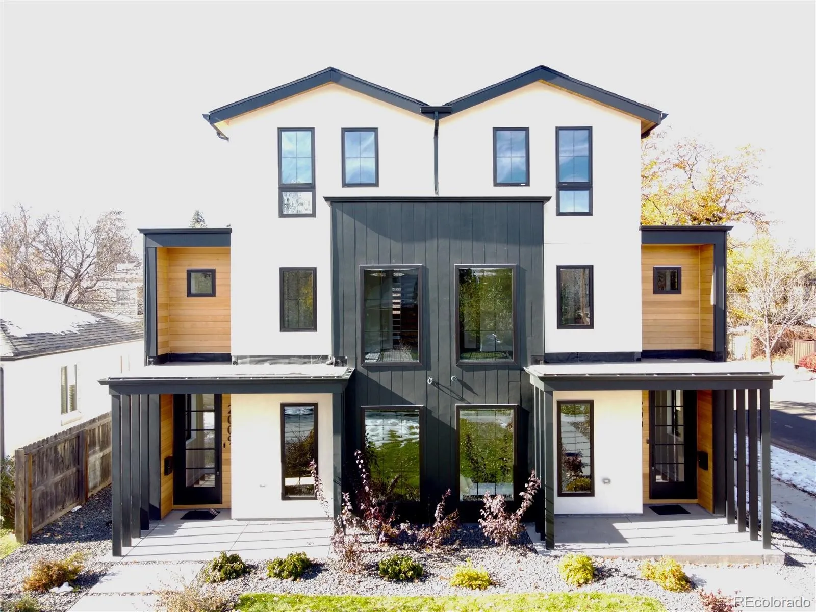 2009 S Clarkson Street, photo 1 of 40