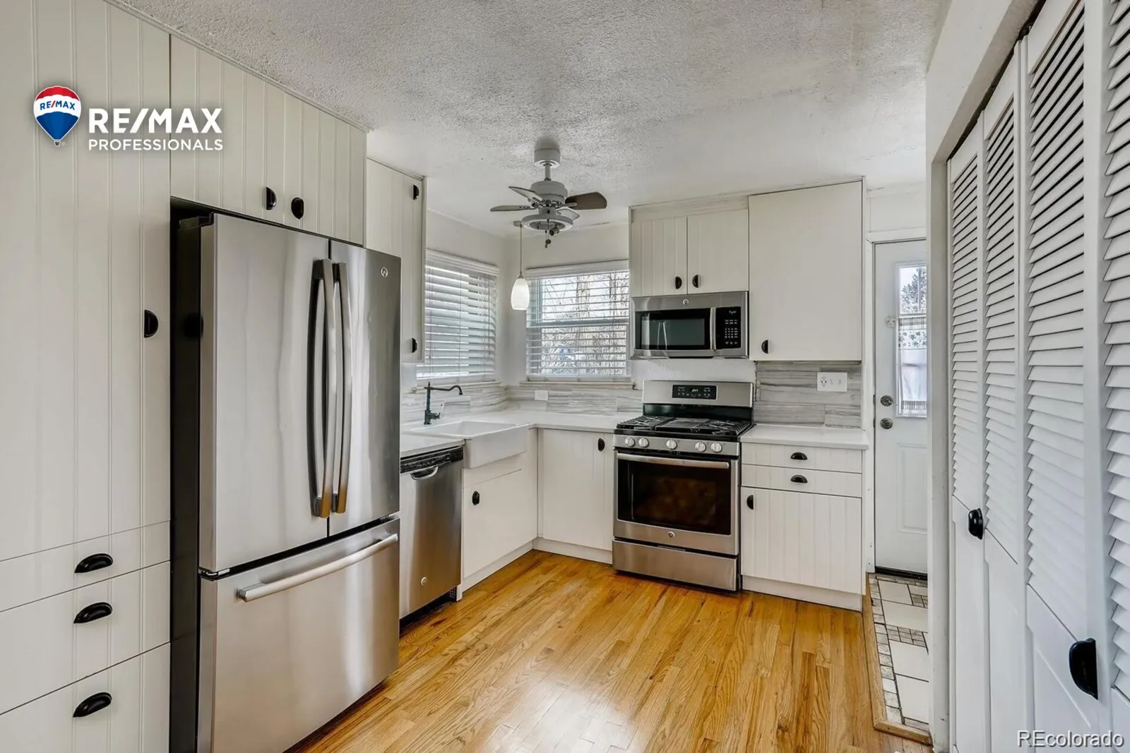 1132 S Zenobia Street, photo 1 of 21