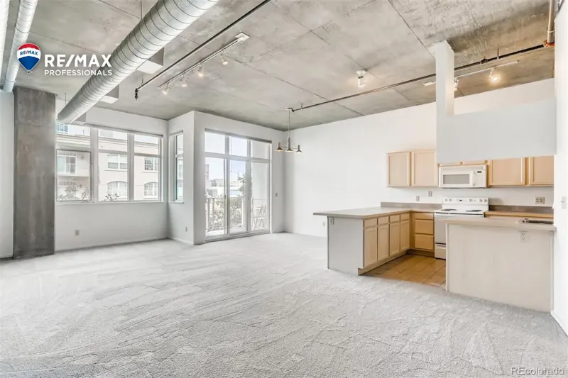 290 W 12th Avenue #402, Denver