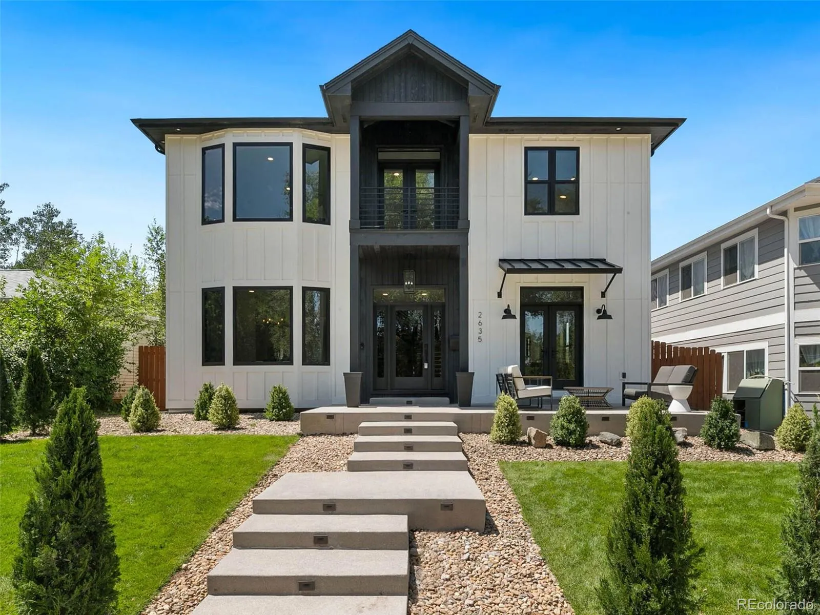 2635 S Monroe Street, photo 1 of 37