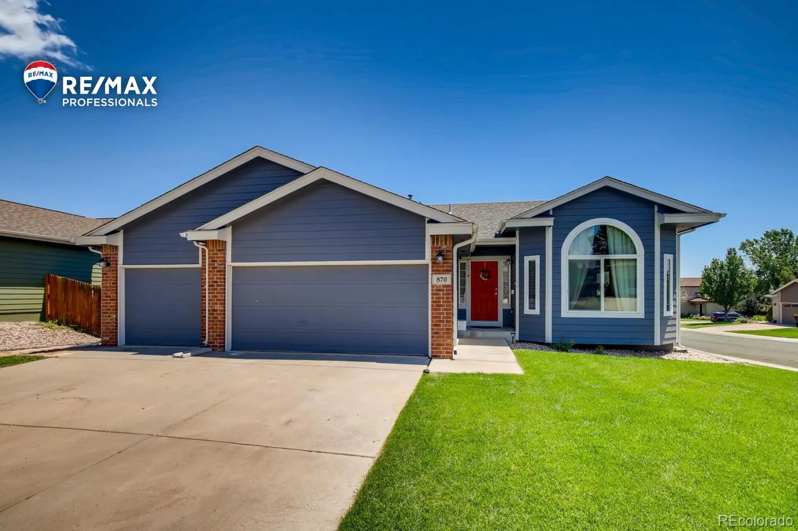 870 Bartlett Street, photo 1 of 29