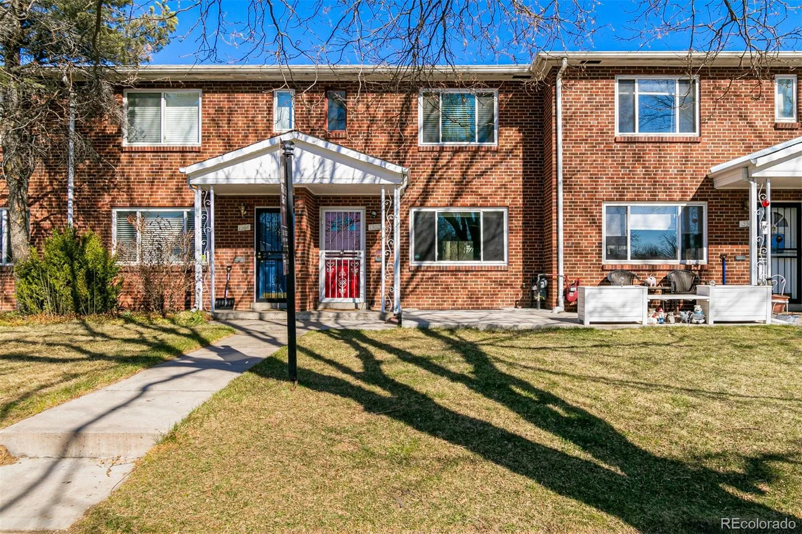 1360 Ivanhoe Street, photo 1 of 38