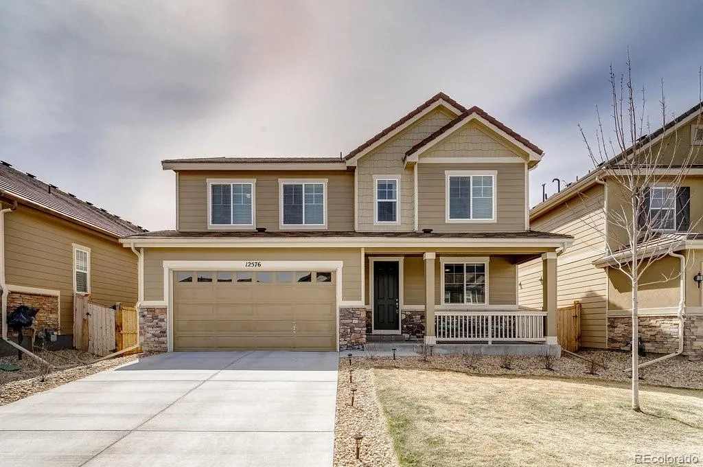 12576 Fisher Drive, photo 1 of 35