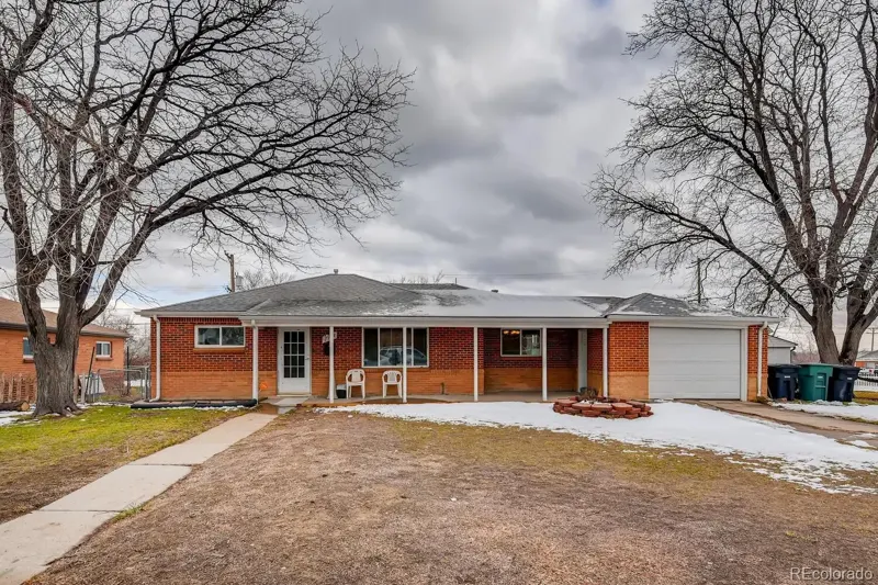 1720 Dichter Court, Thornton