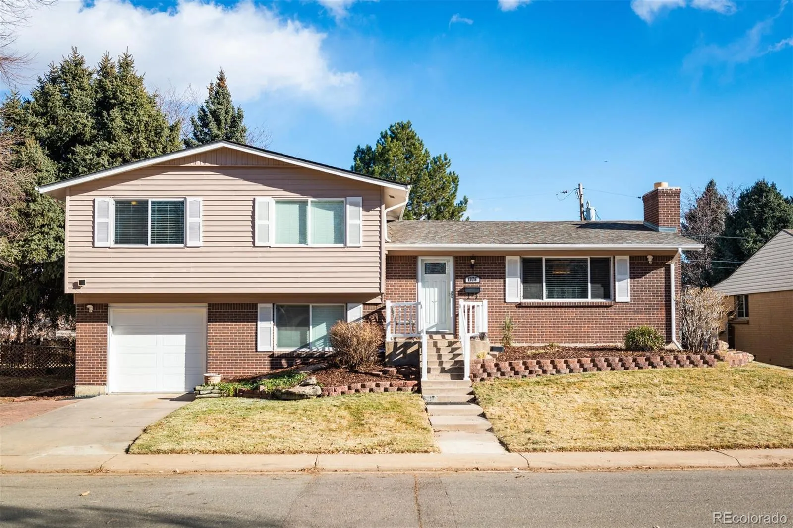 1976 S Linden Court