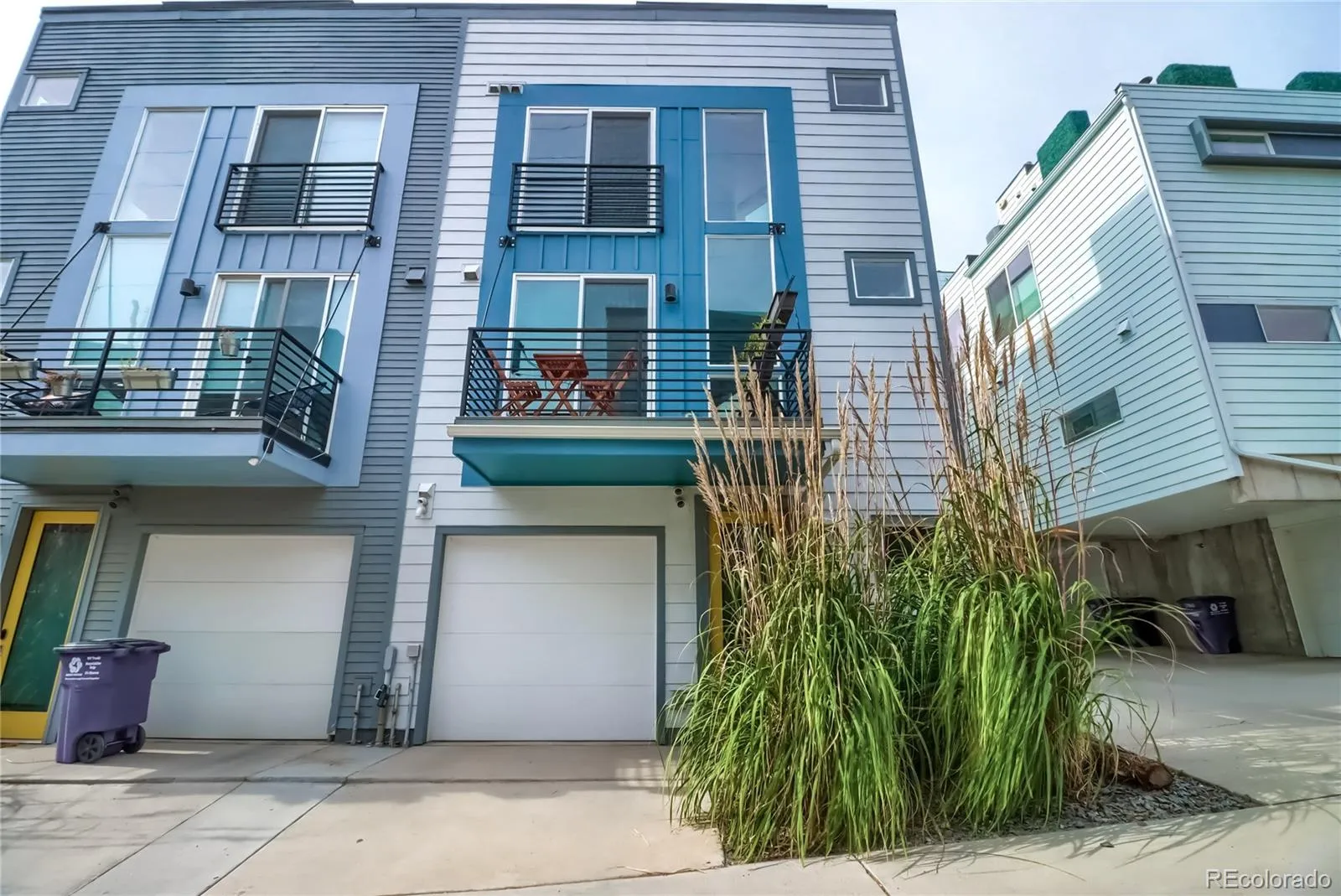1288 Perry Street, photo 1 of 40