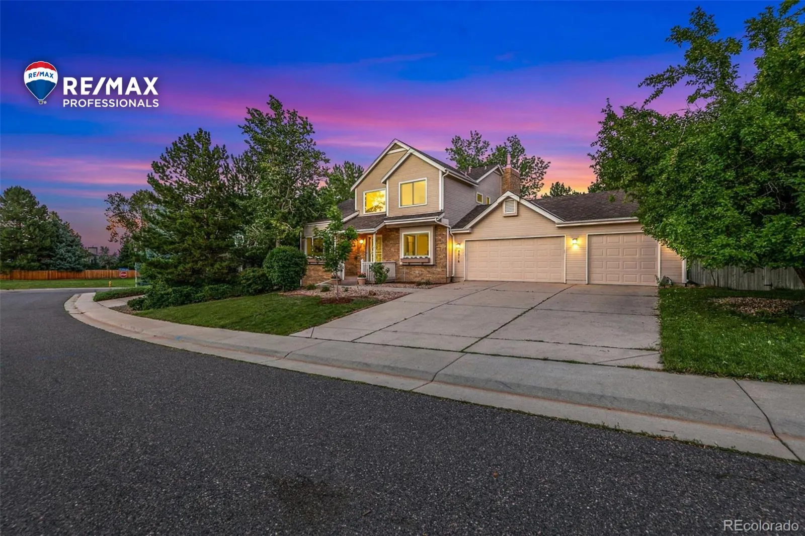 8016 S Vine Way