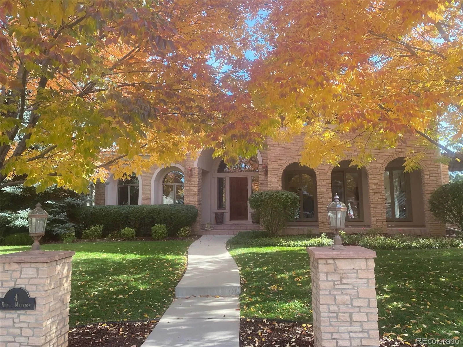 4 Buell Mansion Parkway, photo 1 of 1