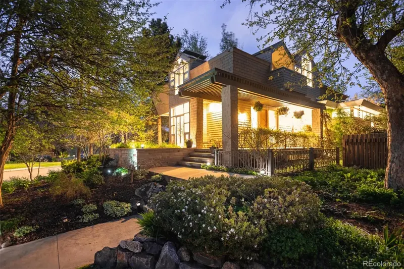 340 Bellaire Street, Denver