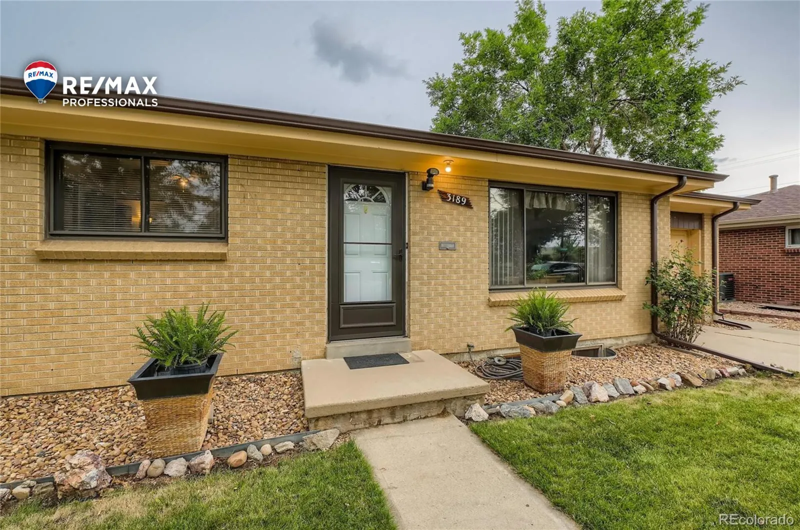 3189 Wheeling Street