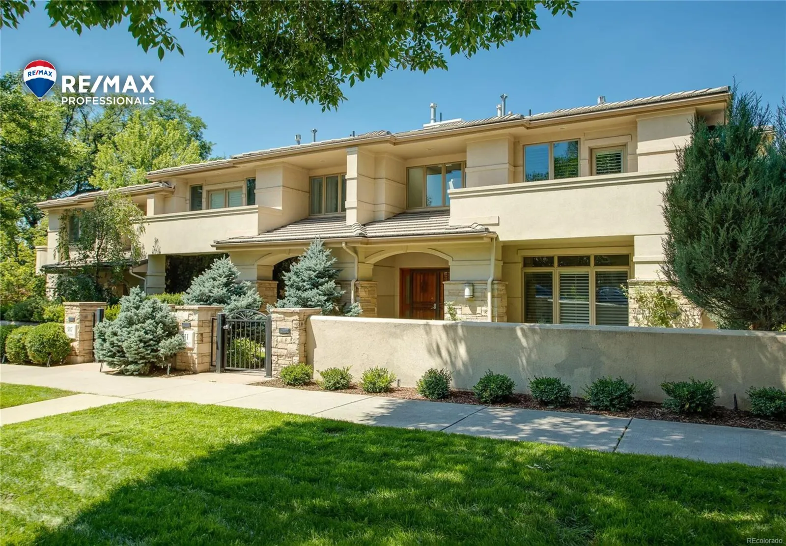 511 Clayton Street, photo 1 of 37