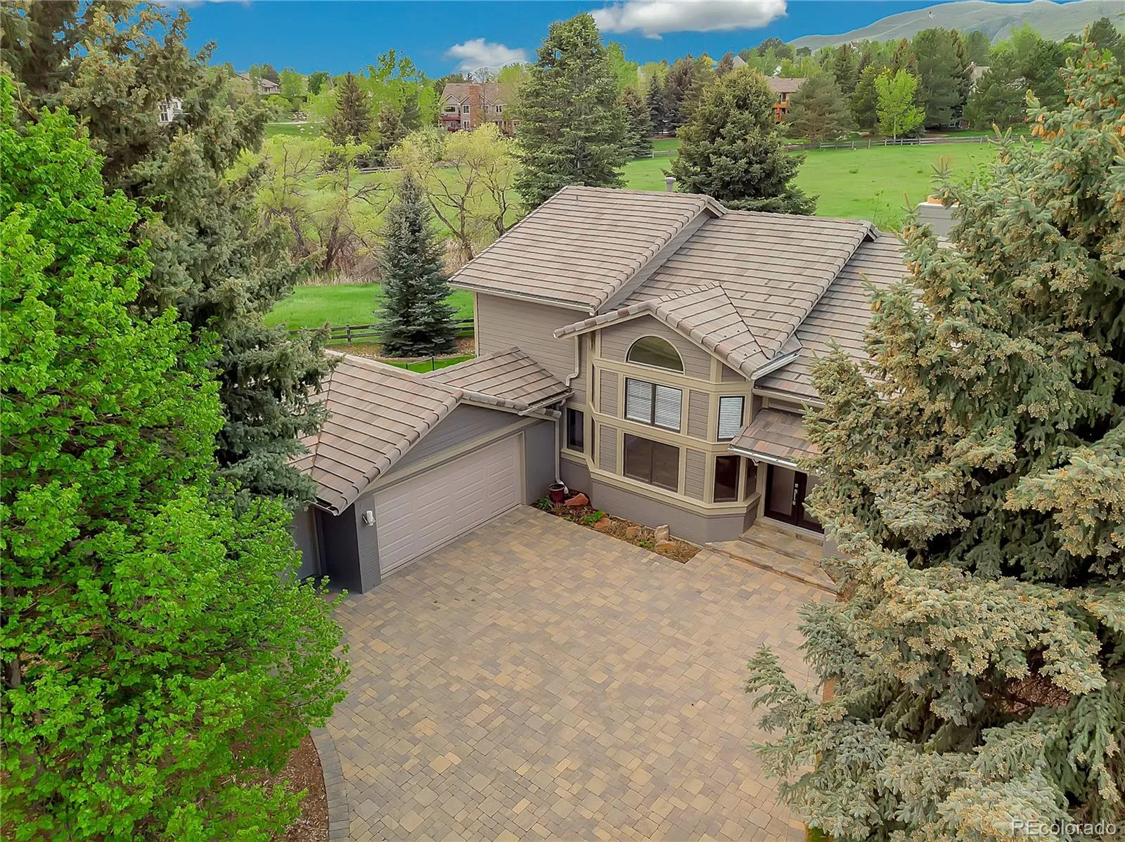 7 Pheasant Lane, photo 1 of 33