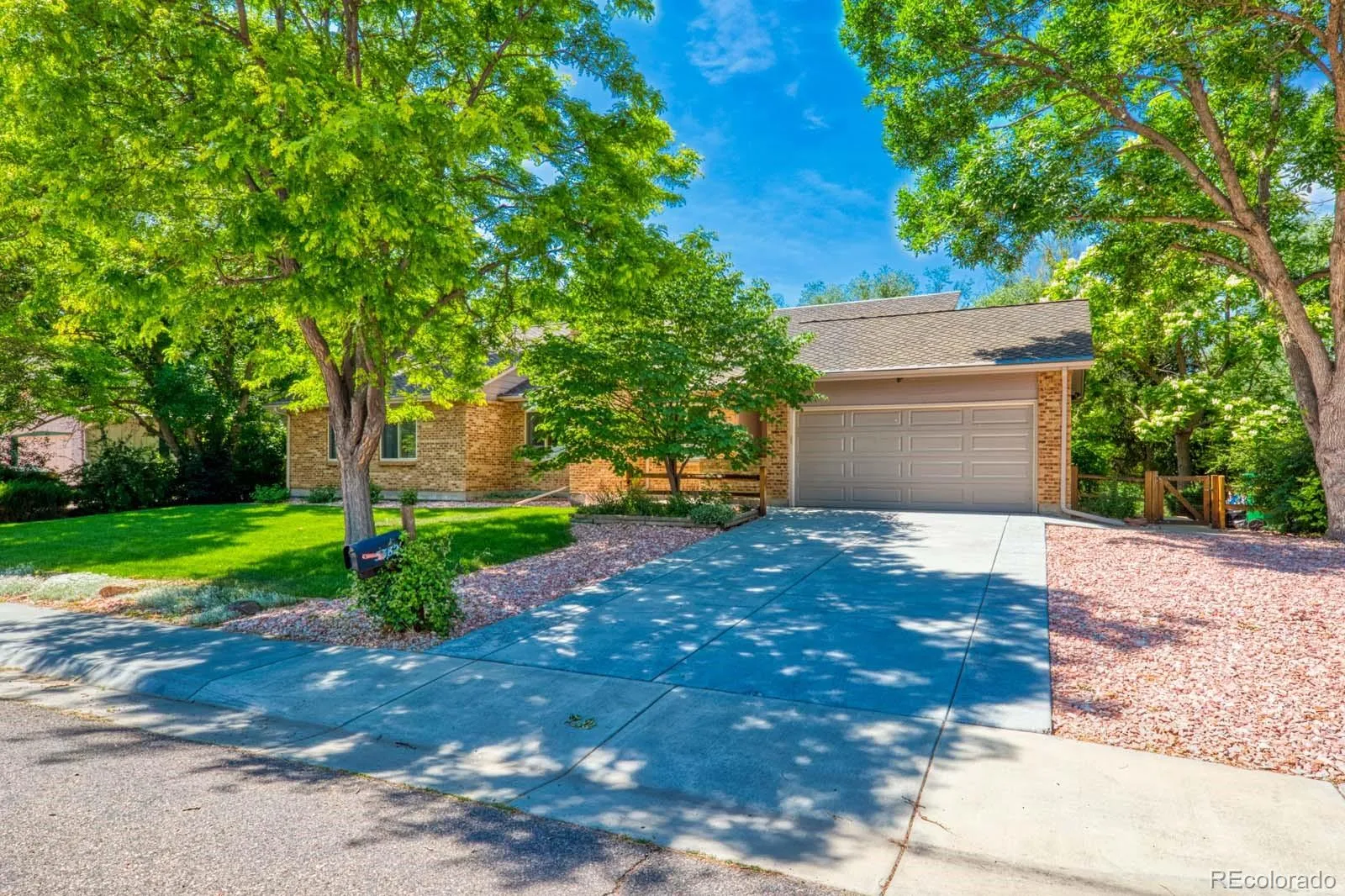 5382 W Fair Drive
