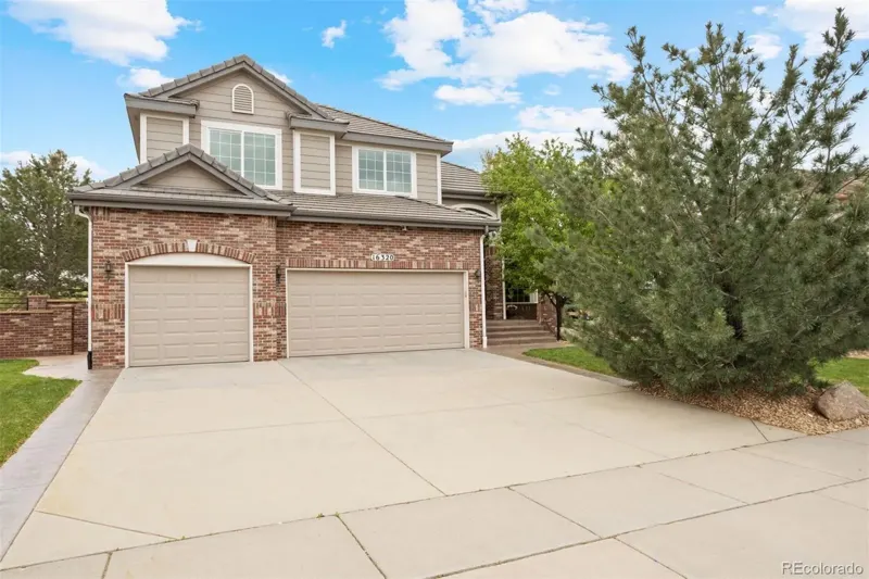 16320 E Oakwood Drive, Centennial