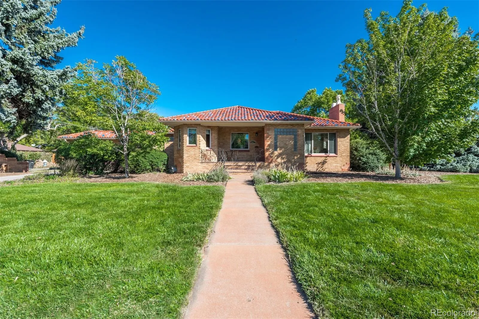 2611 Leyden Street, photo 1 of 35