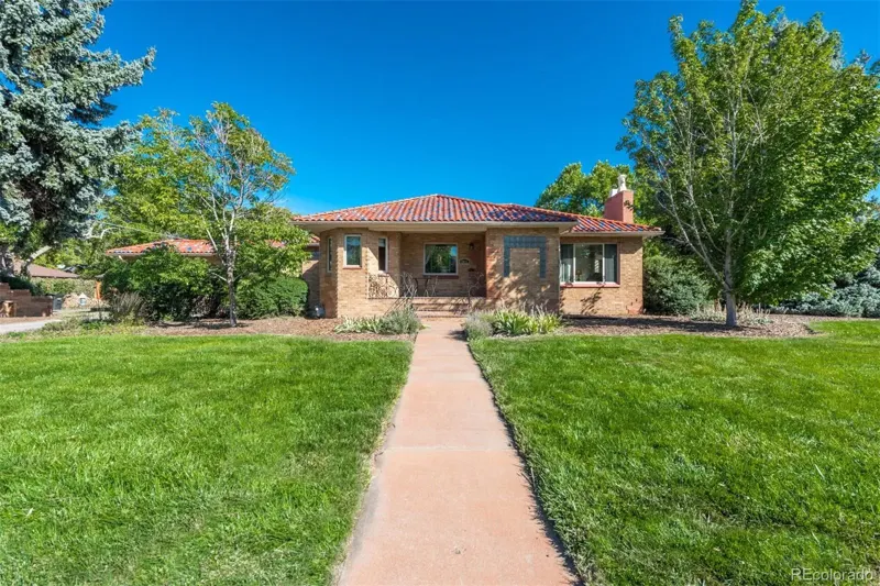 2611 Leyden Street, Denver
