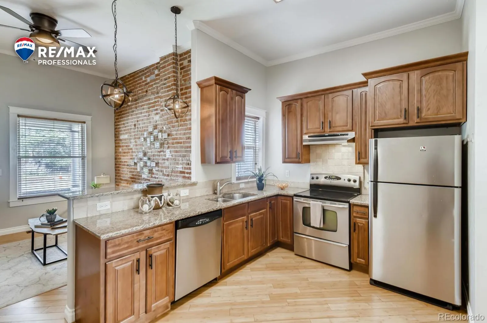 1107 W 13th Avenue
