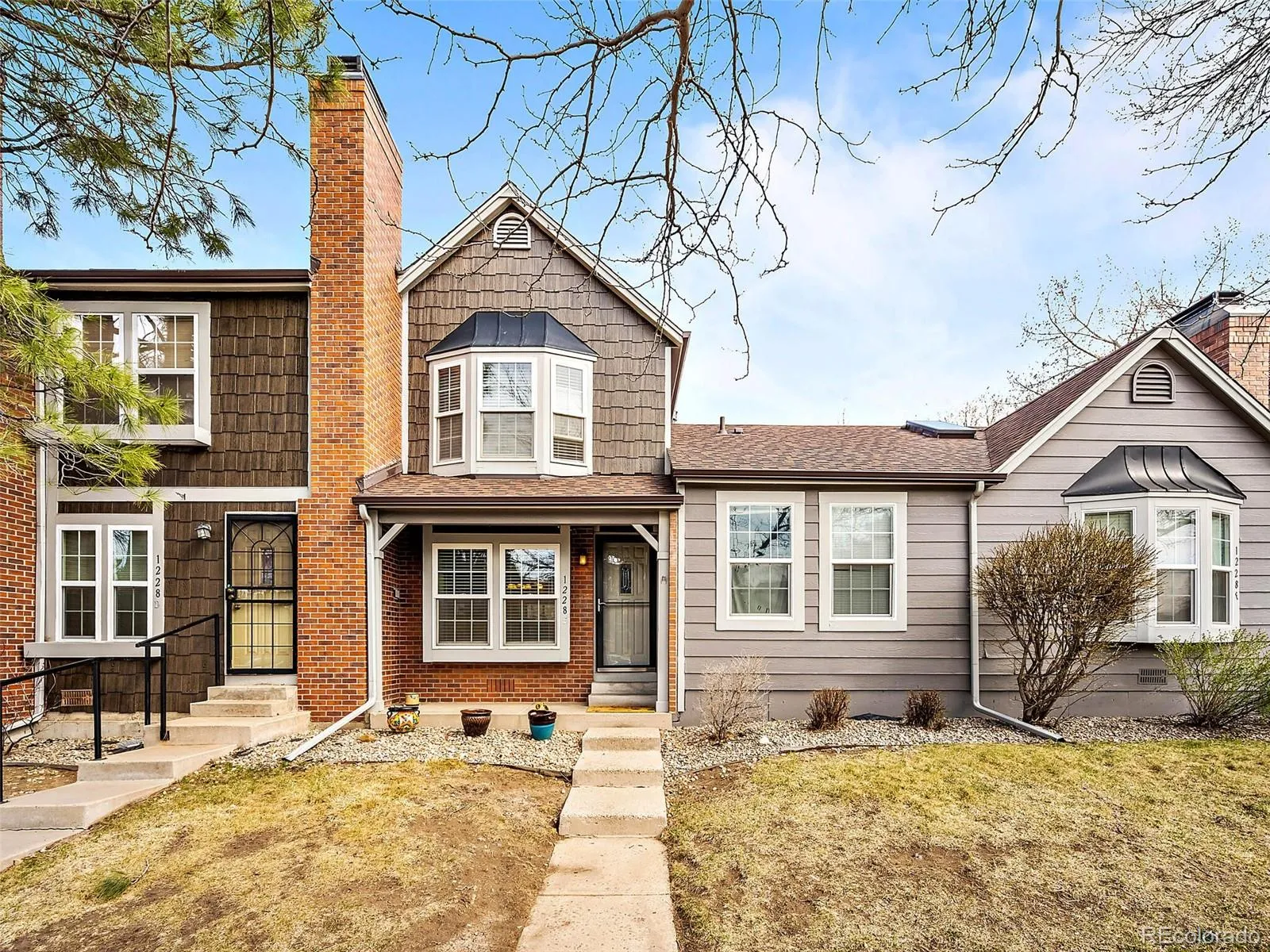 1228 S Flower Circle #E