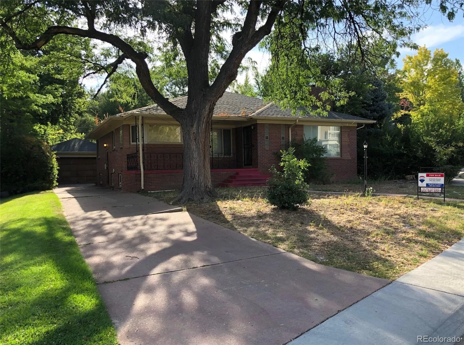 350 Glencoe Street, photo 1 of 1