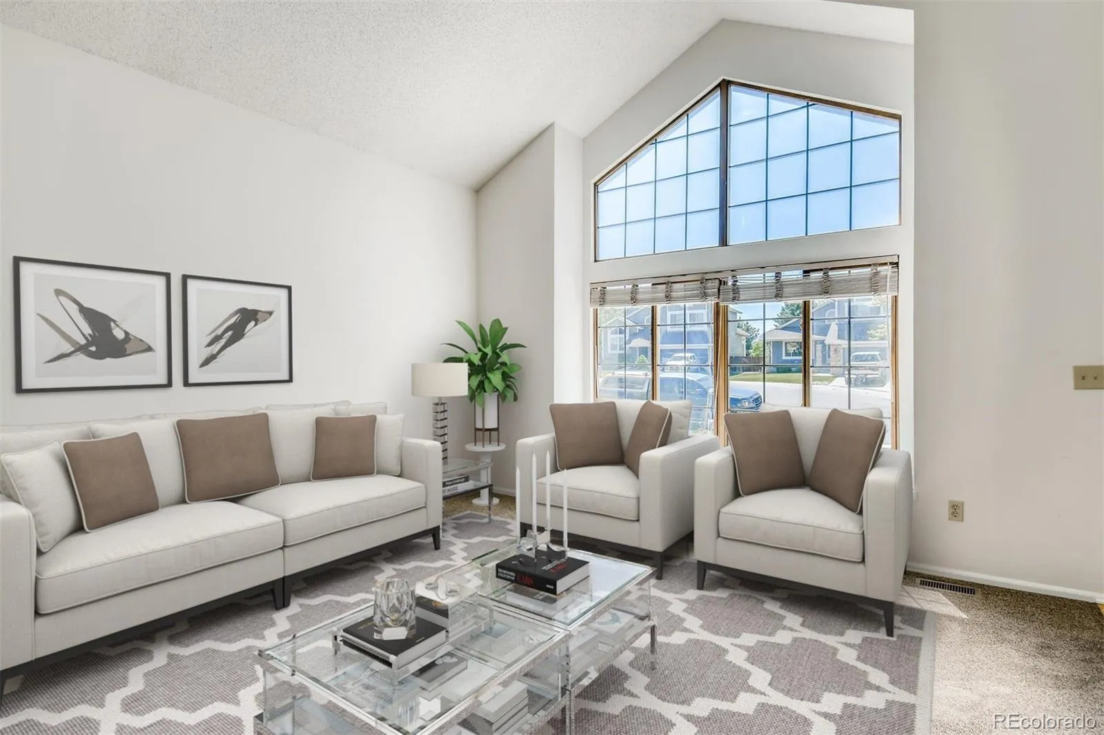 9366 Pepperwood Lane, photo 1 of 22