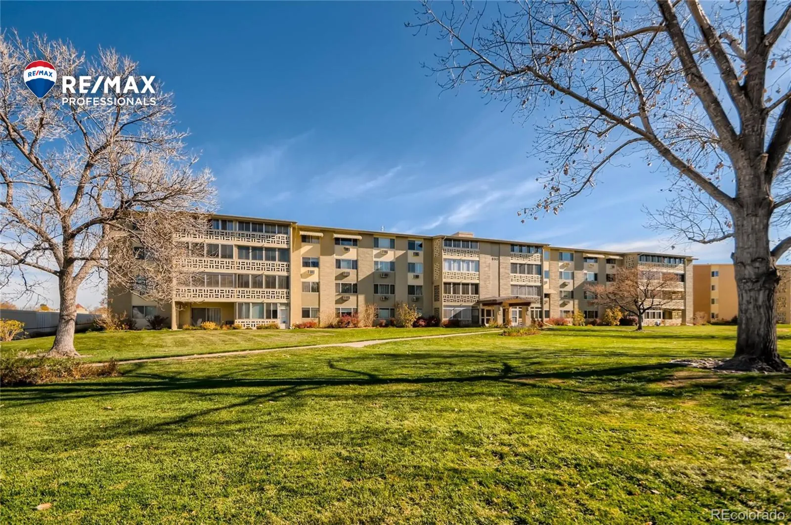 690 S Alton Way #6B