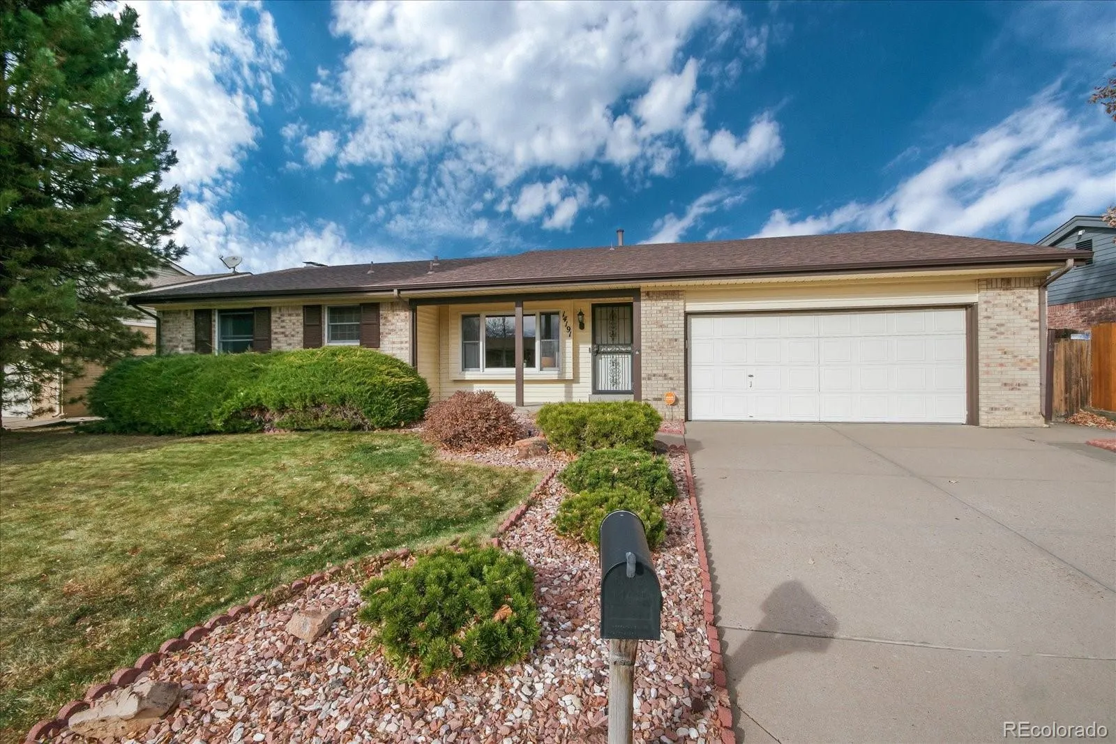 14191 E Idaho Drive, photo 1 of 40